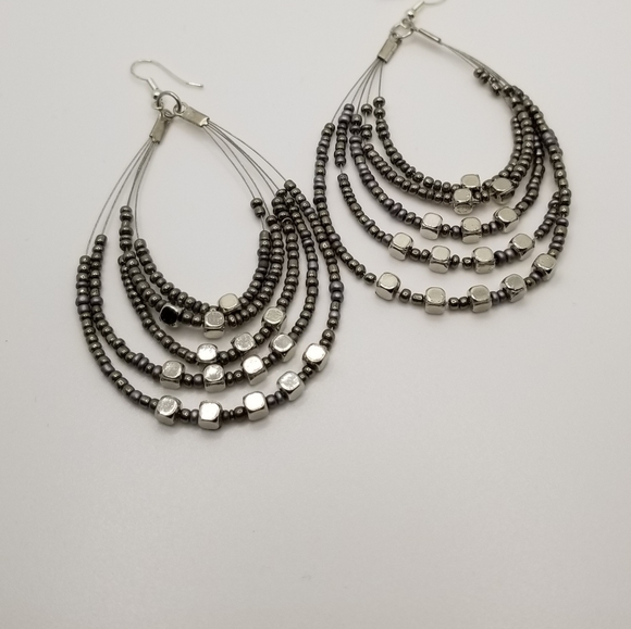 Silver Beaded Hopp Earrings - Picture 1 of 2
